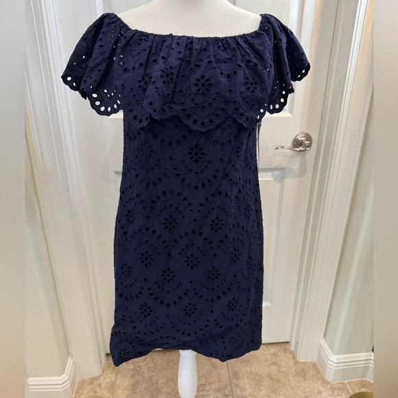 Cynthia Steffe  Navy Eyelet Off-Shoulder Dress NWT size 4 - Picture 1 of 7